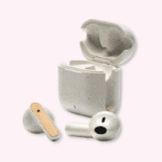 fondo rosado con auriculares inalambricos